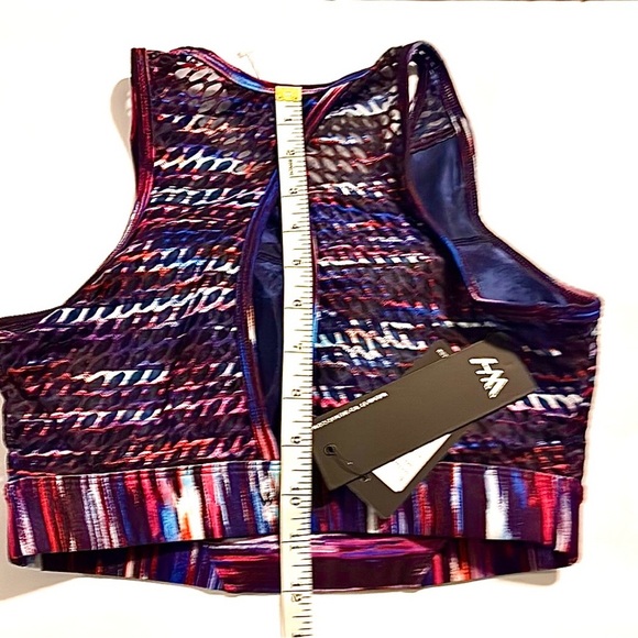 🆕 Peloton Melody High Neck Sports Bra Size Small - Picture 5 of 7